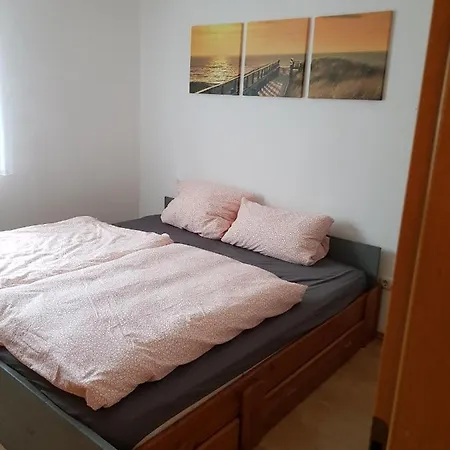 2 Zimmer Wohnung Mit Balkon - Naehe Messe Haar  Exterior photo