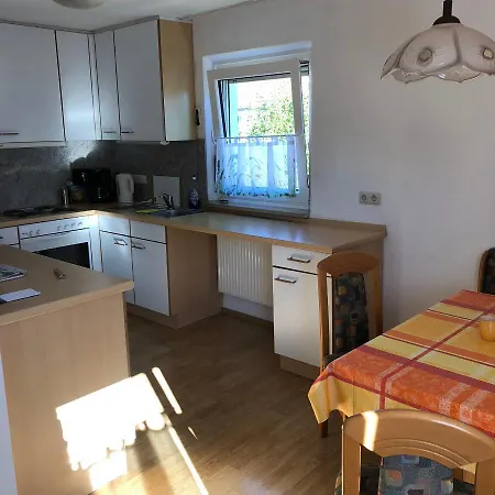 2 Zimmer Wohnung Mit Balkon - Naehe Messe Haar  Exterior photo